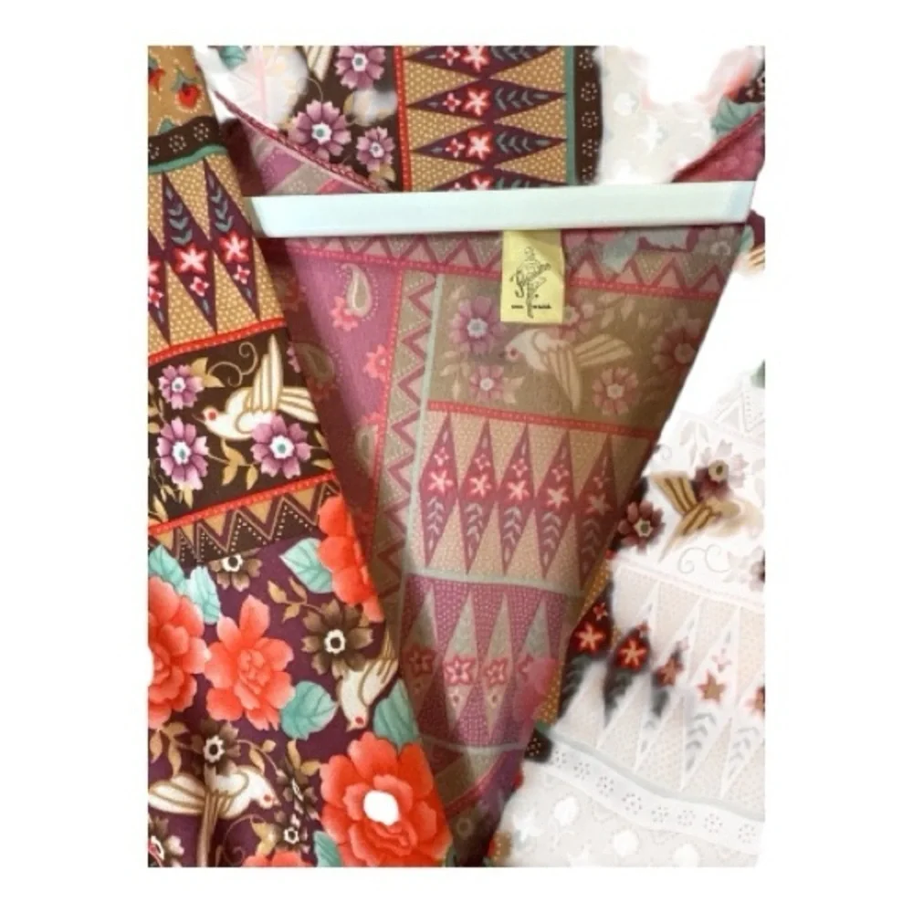 Elegant Floral Pajama Set in Red and Brown